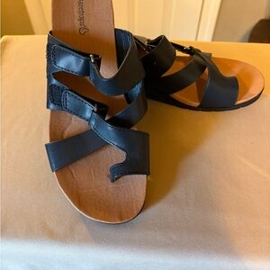 NWOT.  BareTraps Black Canice Sandals - Women's Size 9